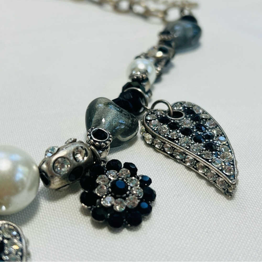 BLV Chunky‎ Chrm Necklace Pearl Beads Blk Wht Slvr EUC - Picture 2 of 9